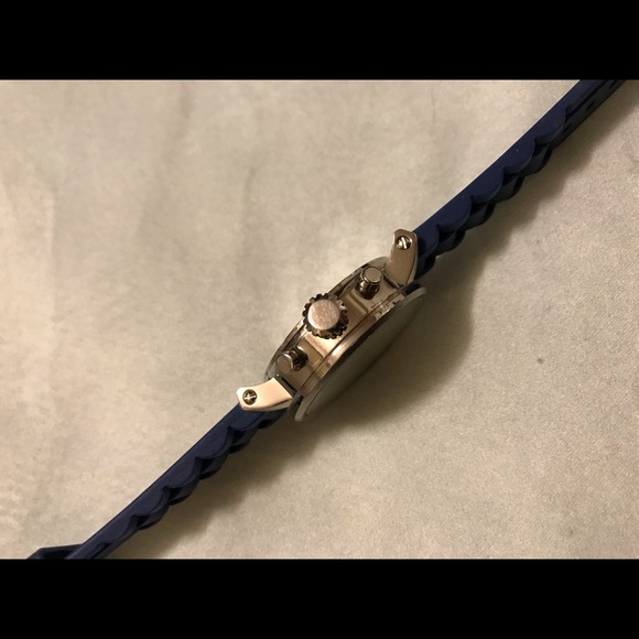 Fossil Watch - Picture 5 of 9